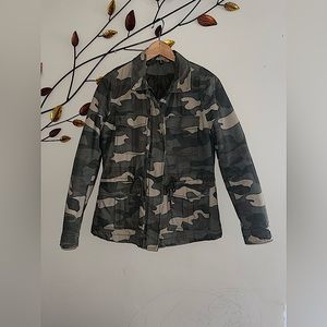 H&M camouflage jackcet